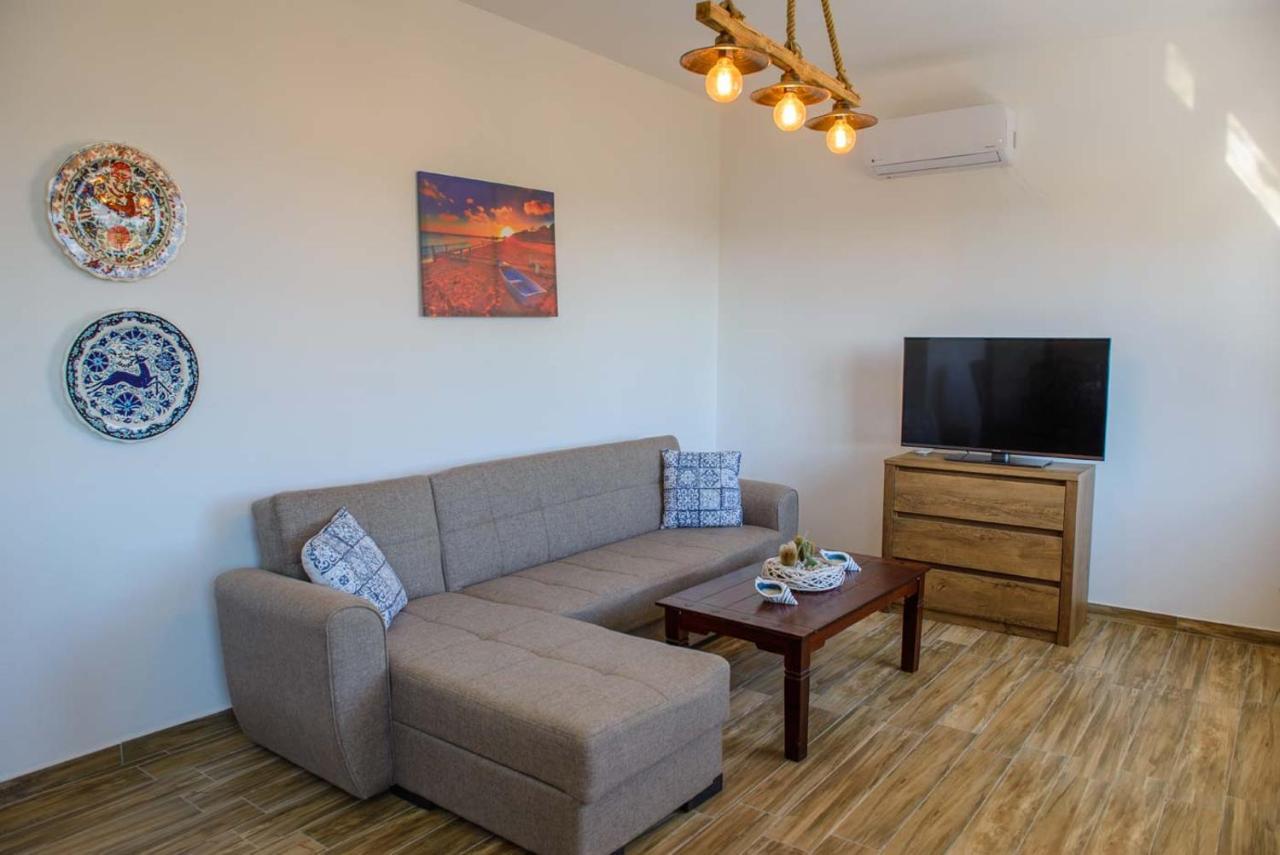 Blue Bay Villas , Ground Floor Archangelos  Eksteriør bilde