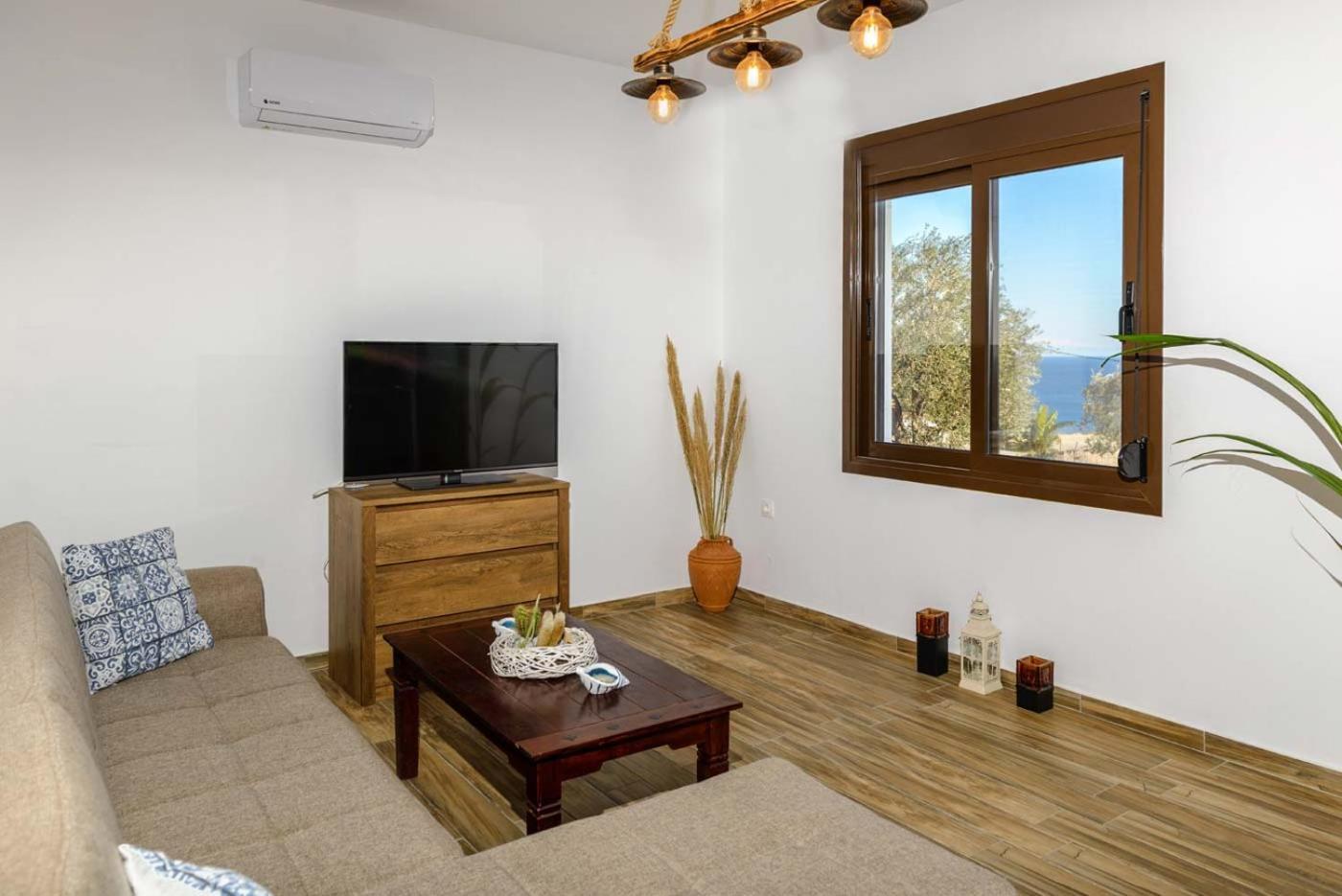 Blue Bay Villas , Ground Floor Archangelos  Eksteriør bilde